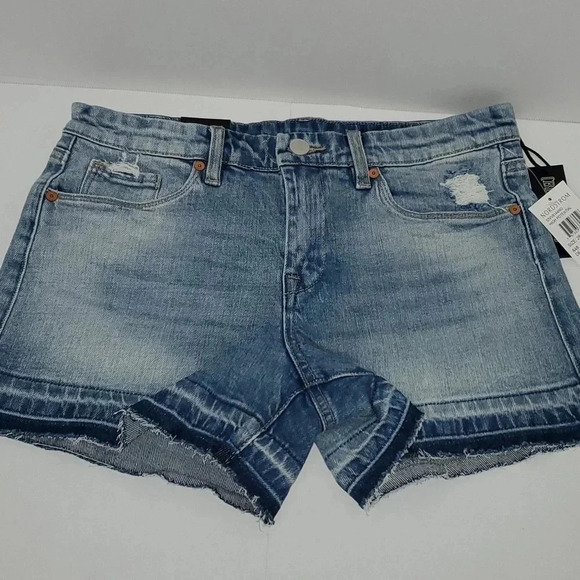 BLANK NYC "The Essex" Classic Cut Off Jean Shorts NWT - Picture 1 of 10